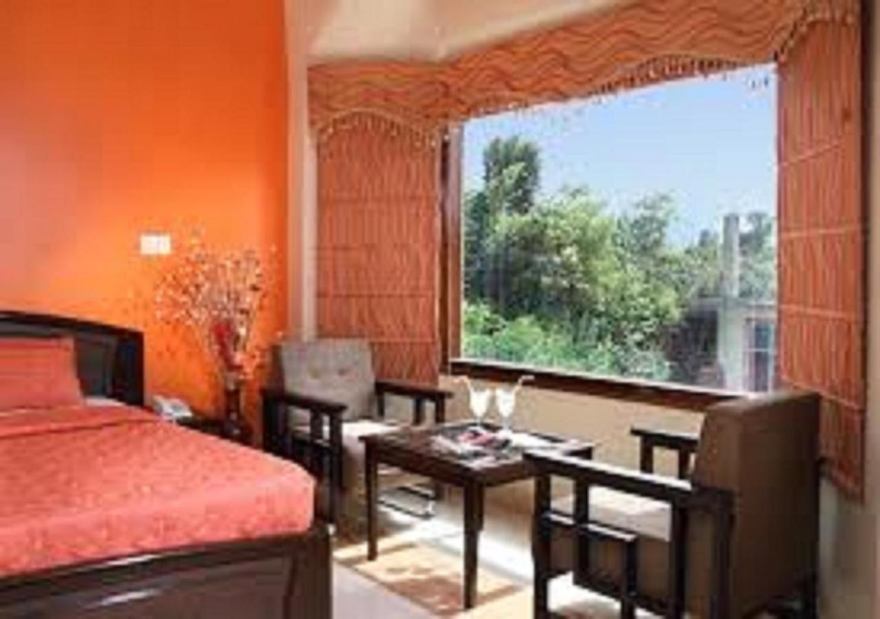 Hotel Polo Regency Sundarnagar Esterno foto