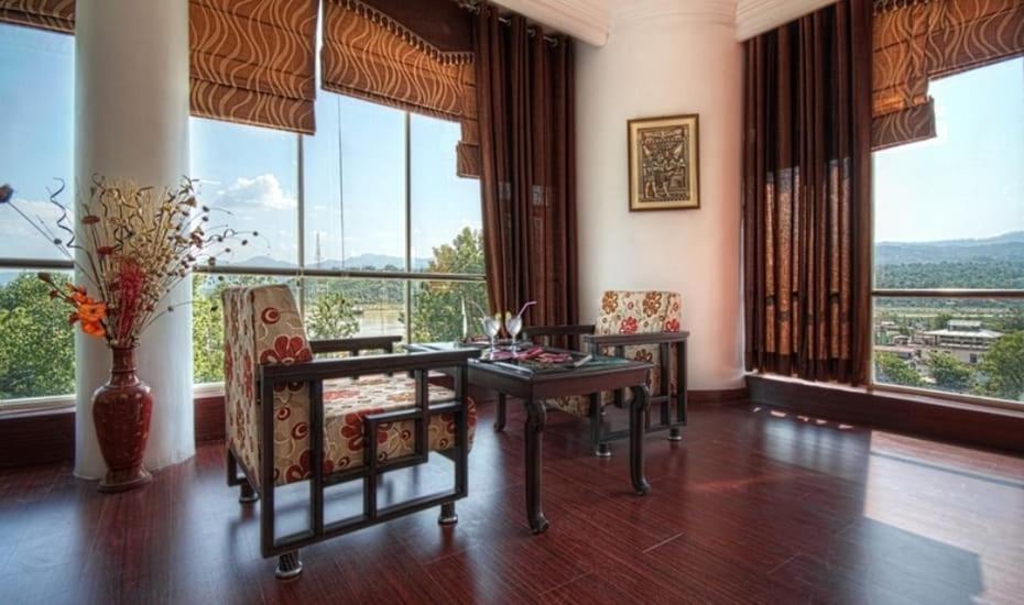 Hotel Polo Regency Sundarnagar Esterno foto