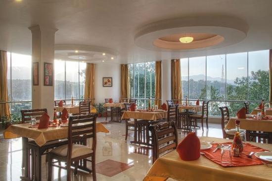 Hotel Polo Regency Sundarnagar Esterno foto